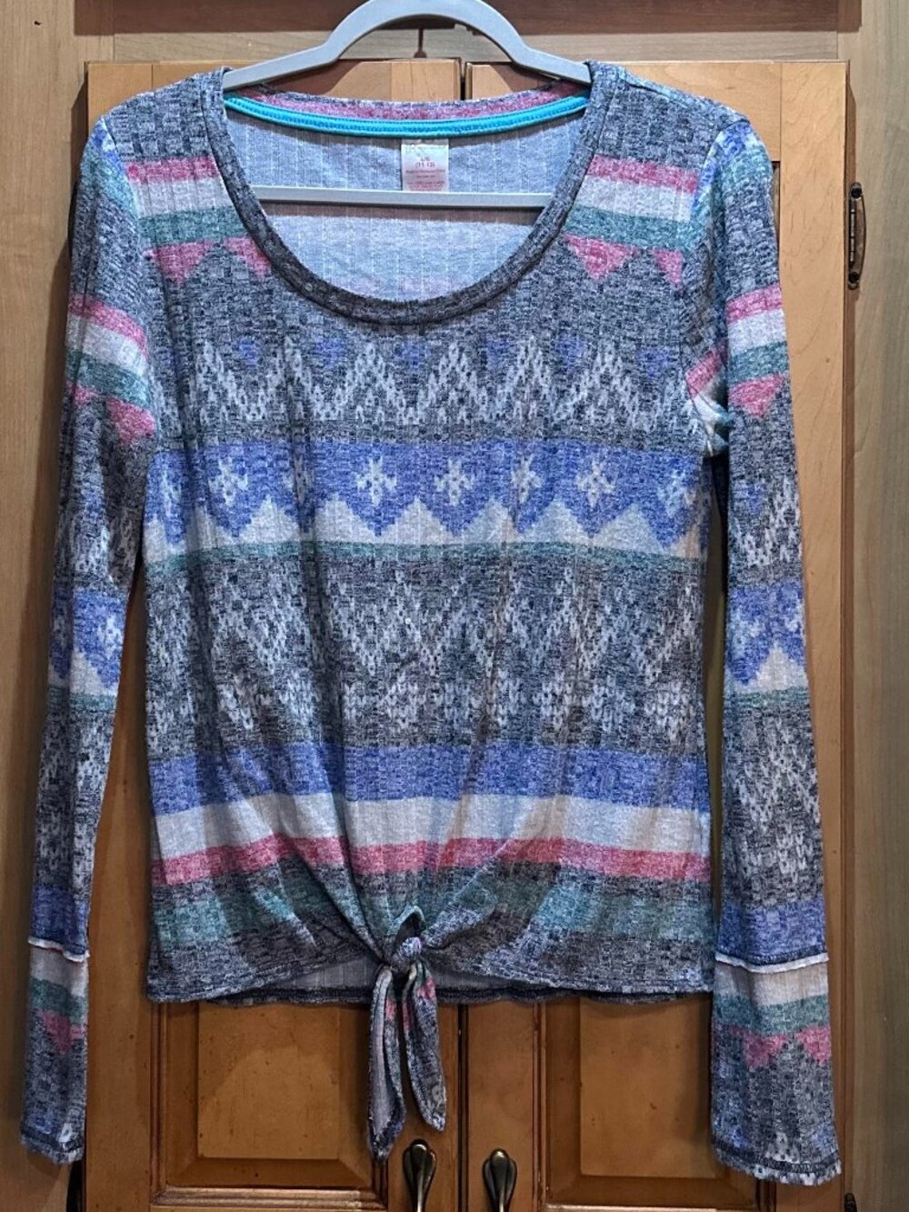 No Boundaries Junior Light Sweater L(11-13)